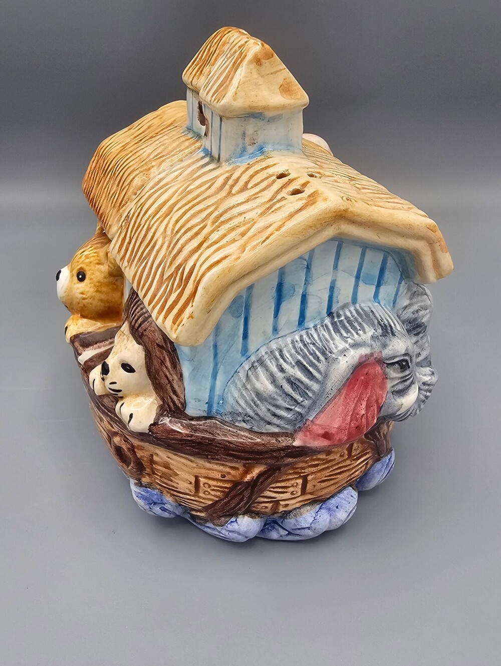 Vintage Ceramic Noah's Ark Salt and Pepper Shakers - Picture 2 of 7